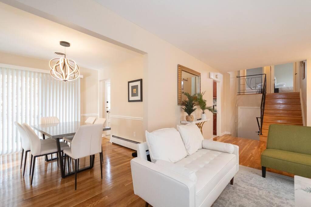 Home In College Park Extérieur photo